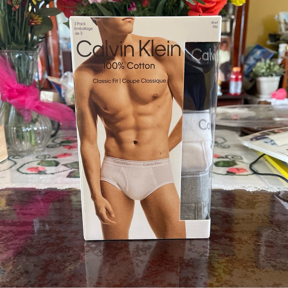 Calvin Klein Men's Brief Classic Fit 100% Cotton 3-Pack Size XXL NEW IN BOX